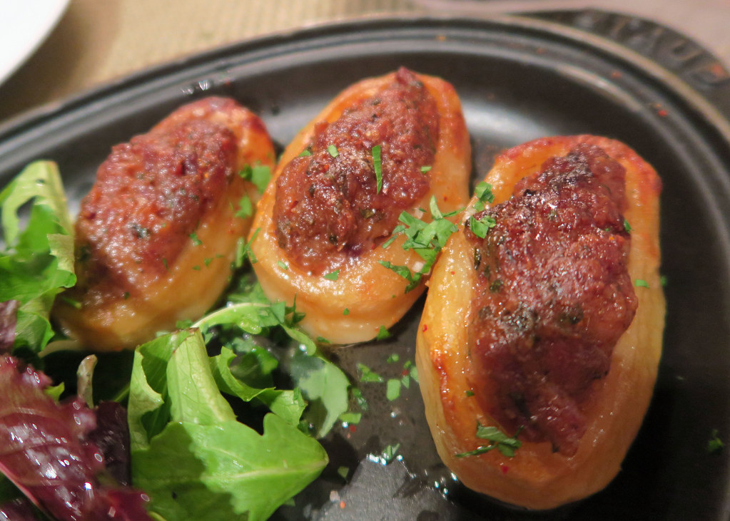 Pommes de terre farcies de pieds de cochon - Les Cocottes de Christian Constant, Paris